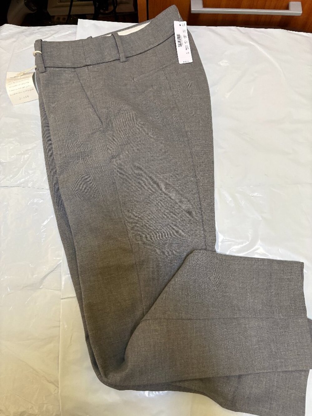 J Crew Classic Mid-Gray Flat-Front Dress Trousers / Slacks Workwear Staple Sz 8